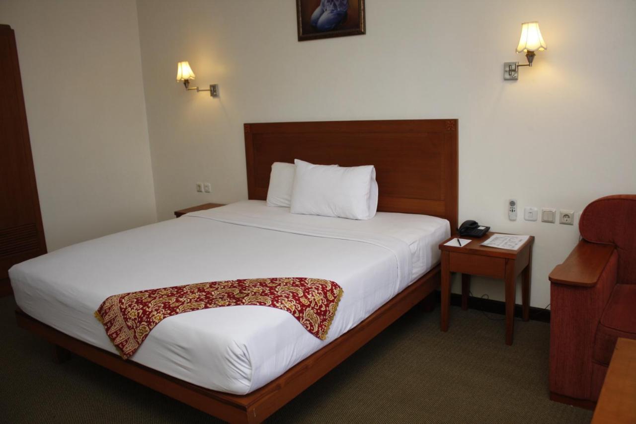 Hotel Bumi Asih Padangsidimpuan Batubelubang Экстерьер фото