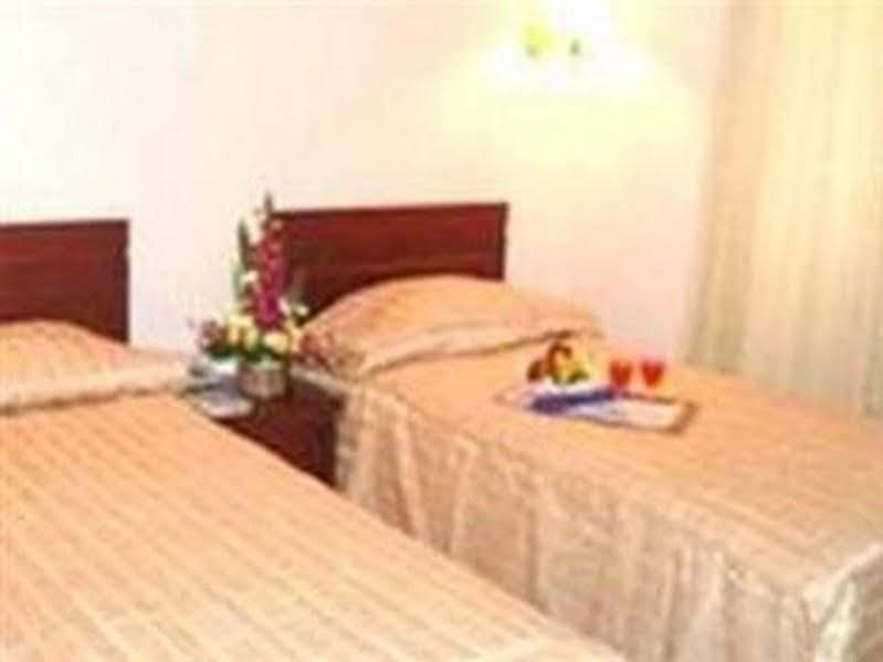 Hotel Bumi Asih Padangsidimpuan Batubelubang Экстерьер фото