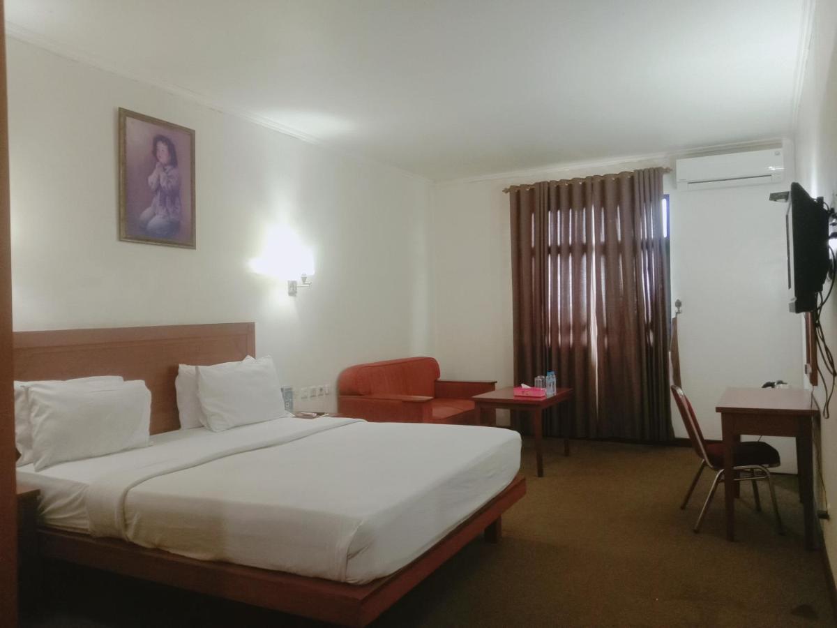 Hotel Bumi Asih Padangsidimpuan Batubelubang Экстерьер фото